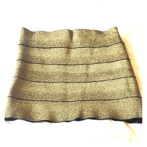 Gold stretch skirt